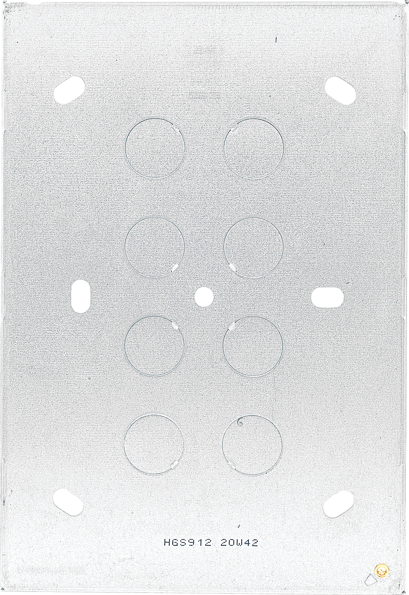 BG Electrical Contractor - Flush Metal Box for 9-12 Module Grid
