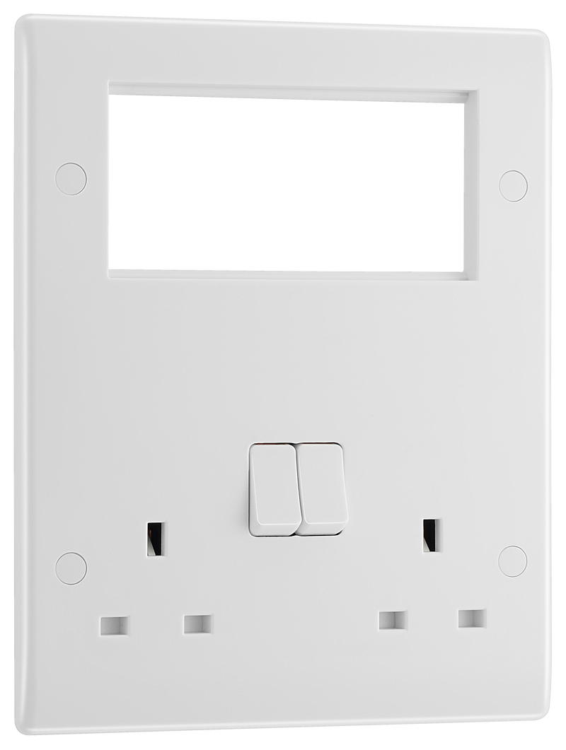 BG Electrical 800 Series - Double, switched, double pole, 4 Euro Module