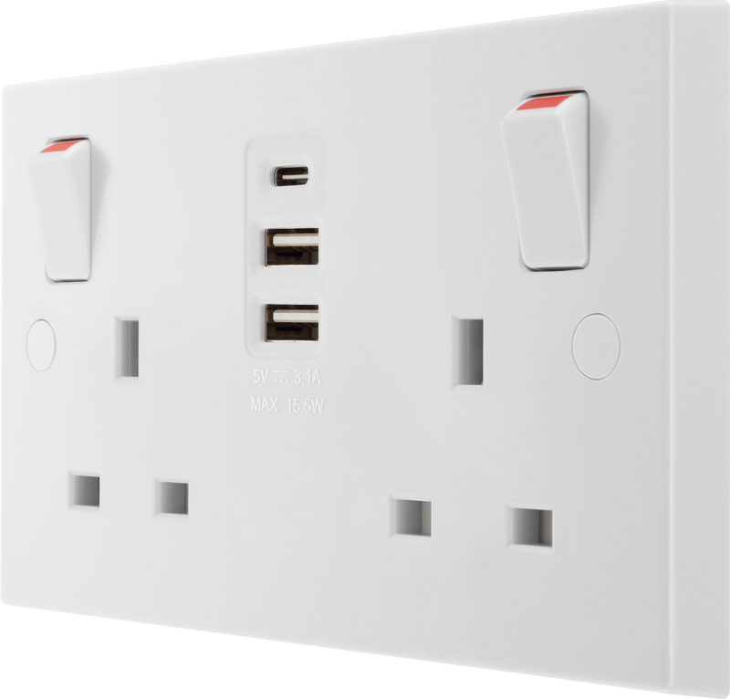 BG Electrical 900 Series - Double switched single pole, with 2 x USB A + 1 x USB C (15W)