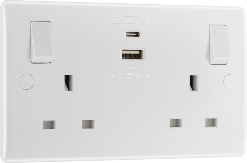 BG Electrical 800 Series - Double switched single pole, with USB A + C (22W)