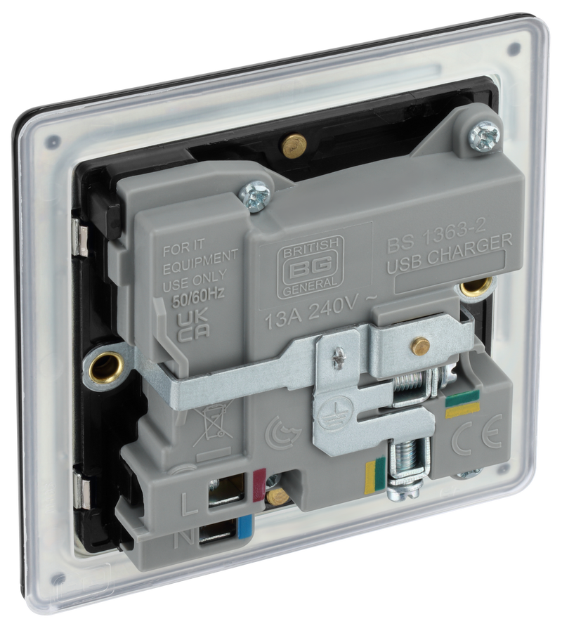 BG Electrical Flatplate Screwless Matt Black - Single, switched, single pole, with 1 x USB A + 1 x USB C