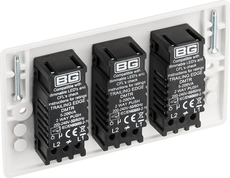 BG Electrical 800 Series - Triple, 2 way push 200W
