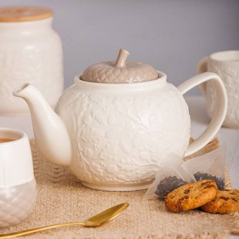 Acorn 6 Cup Teapot