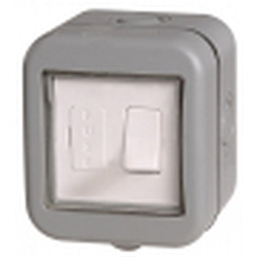 BG Electrical Weatherproof IP55 - Switched and fused IP55