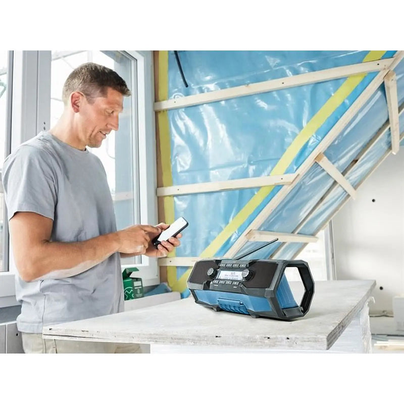 Bosch GPB 18V-2 C Professional Bluetooth DAB+ Radio