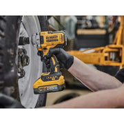 Dewalt Power Tools DCF891H2T XR BL 1/2in HR Anvil Impact Wrench 18V 2 x 5.0Ah POWERSTACK™ Li-ion