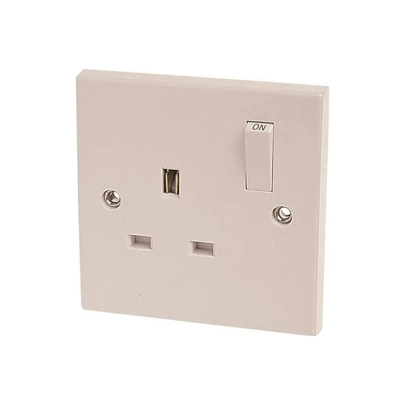 Dencon 1-Gang 13A Switched Socket