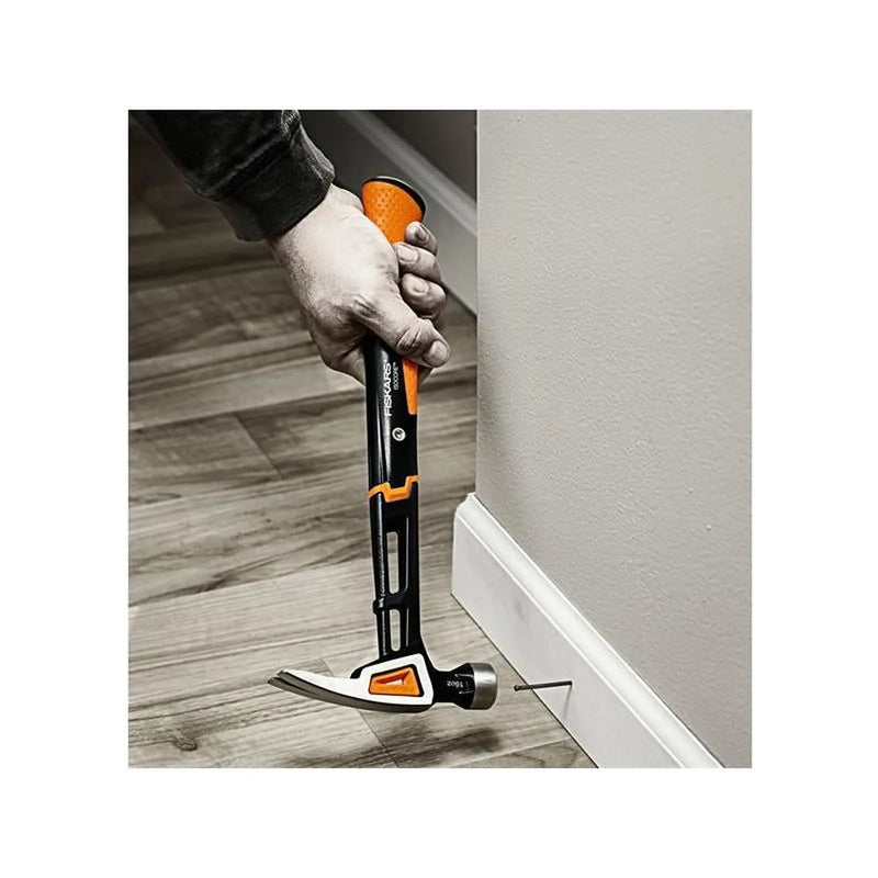 Fiskars IsoCore Finishing Hammer 450g (16oz)