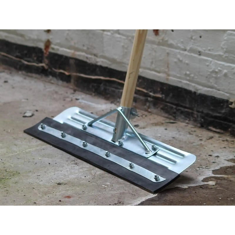 Faithfull Heavy-Duty Straight Yard Squeegee 22in (559mm)