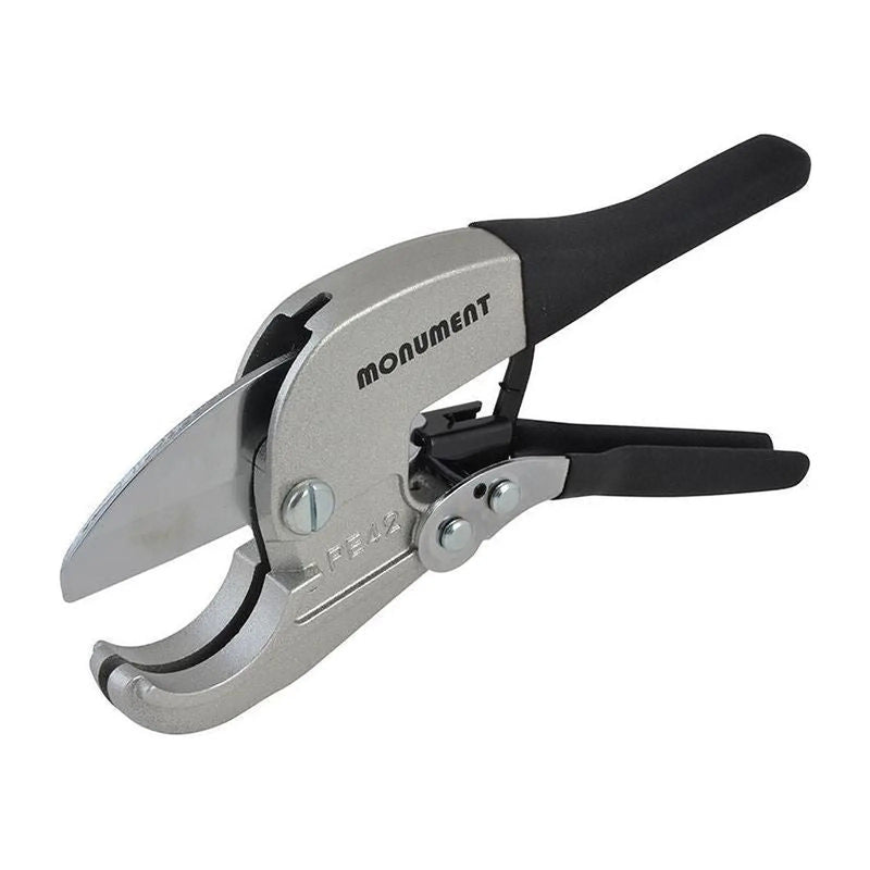 Monument 2645T Ratchet Action Plastic Pipe Cutter 42mm