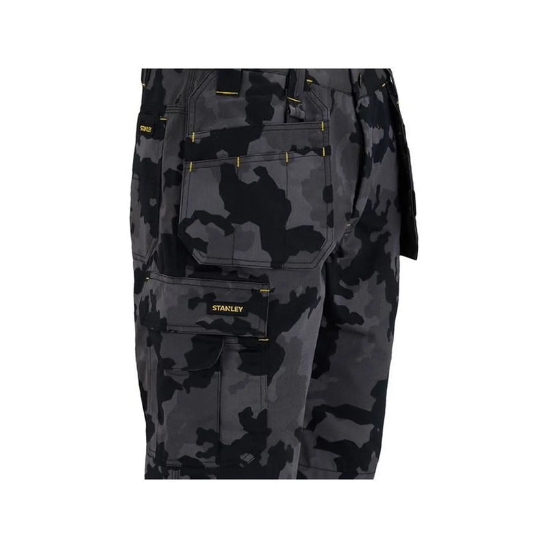 Stanley® Clothing Hanley Holster Shorts Black Camouflage Waist 32in
