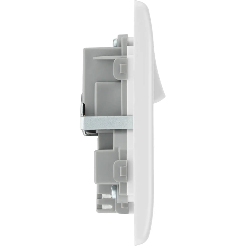 BG Electrical 800 Series - Double switched single pole, with 2 x USB A (12W)