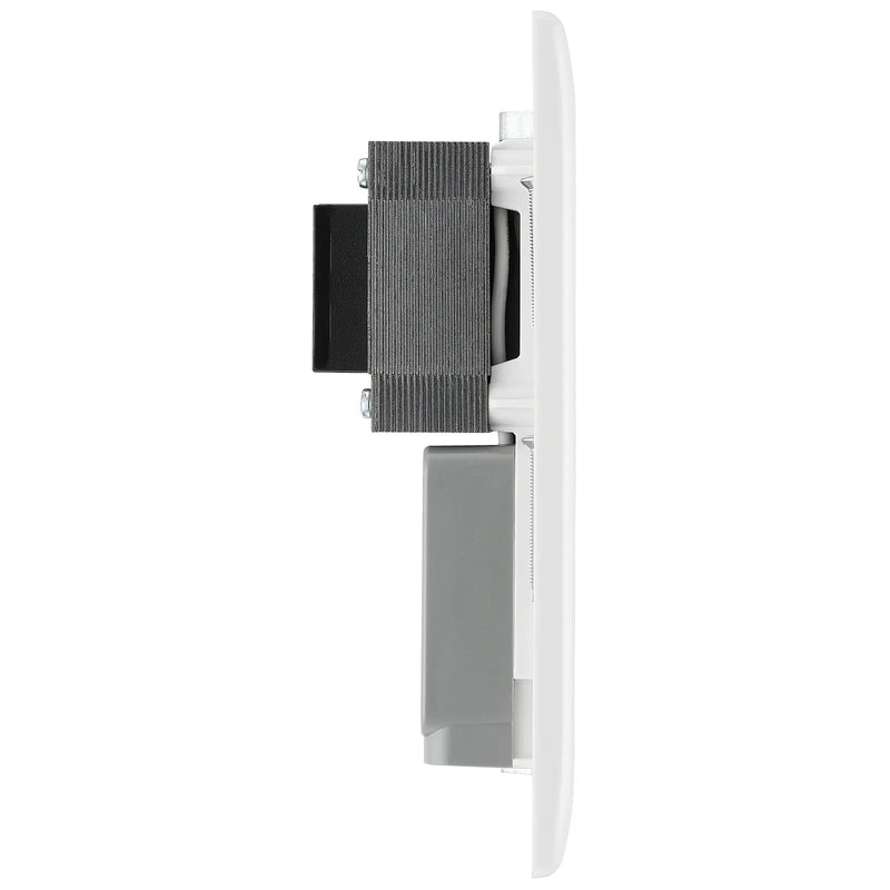 BG Electrical 800 Series - 115/240V dual voltage shaver socket