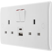 BG Electrical 800 Series - Double switched single pole, with USB A + C (12W)