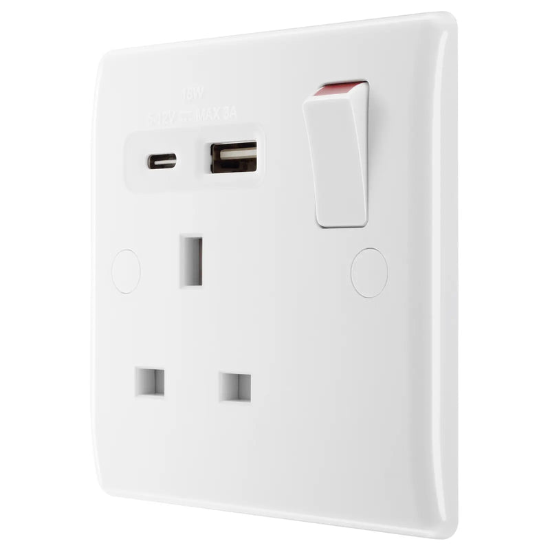 BG Electrical 800 Series - Single, switched, single pole, with 1 x USB A + 1 x USB C