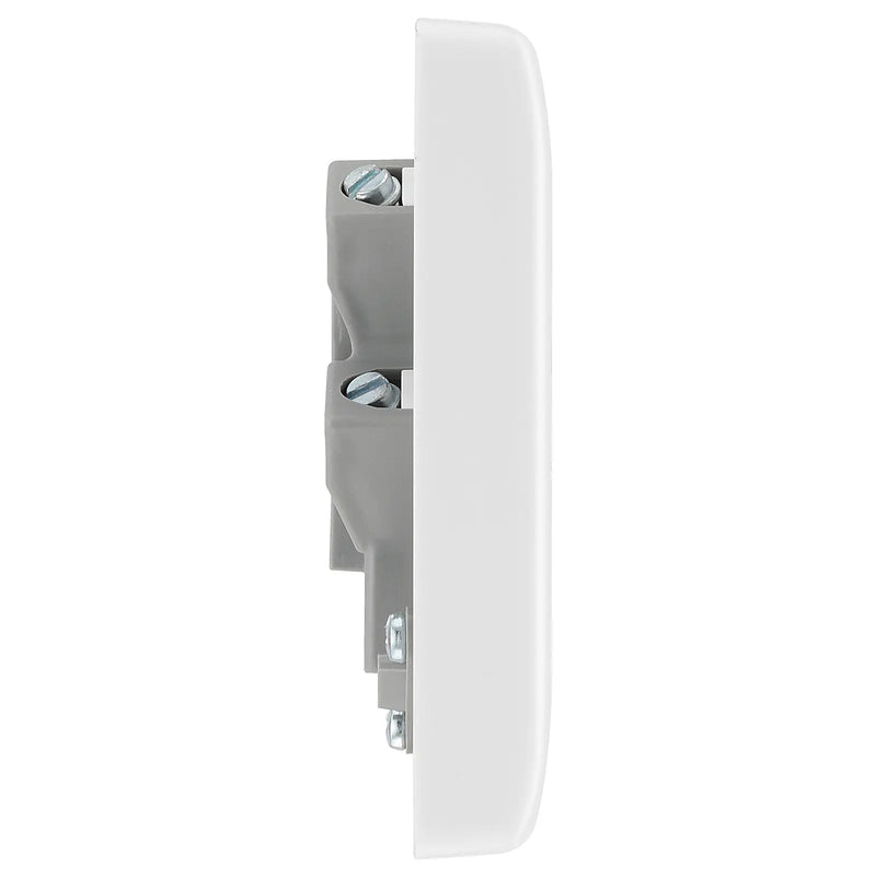 BG Electrical 800 Series - Unswitched and fused with flex outlet