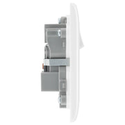 BG Electrical 800 Series - Single, switched, universal with indicator (export only)