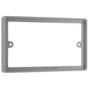 BG Electrical 800 Series - Double, 10mm rectangular spacer