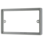 BG Electrical 800 Series - Double, 10mm rectangular spacer