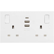 BG Electrical 900 Series - Double switched single pole, with 2 x USB A + 1 x USB C (15W)