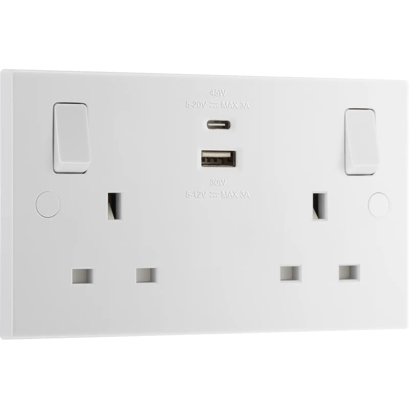 BG Electrical 900 Series - Double switched single pole, with USB A + C (45W)