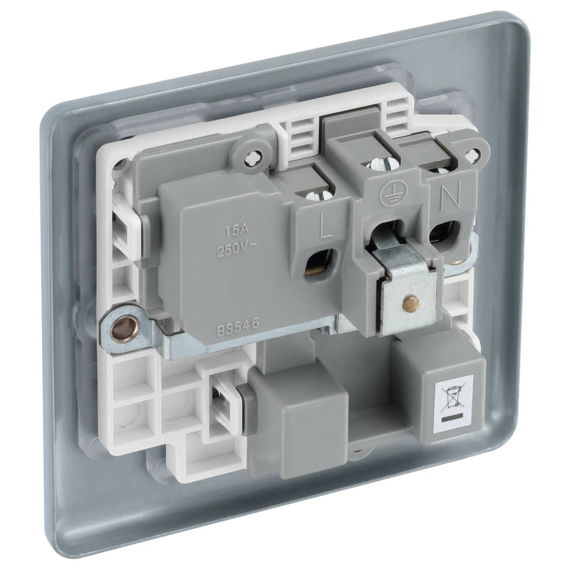 BG Electrical Metal Clad - 15A, single, switched, round pin
