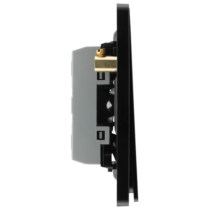 BG Electrical Evolve Matt Grey - Triple, 2 way switch, edge rocker