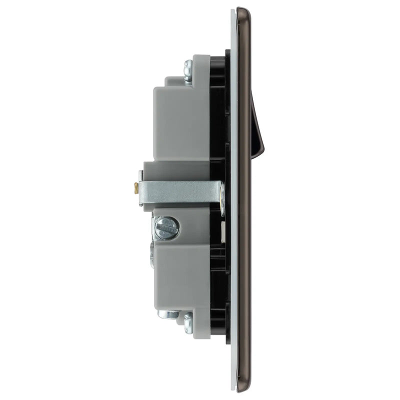 BG Electrical Flatplate Screwless Black Nickel - Single, switched, single pole, with 1 x USB A + 1 x USB C