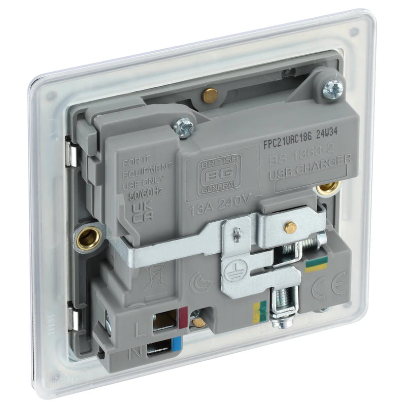 BG Electrical Flatplate Screwless Polished Chrome - Single, switched, single pole, with 1 x USB A + 1 x USB C