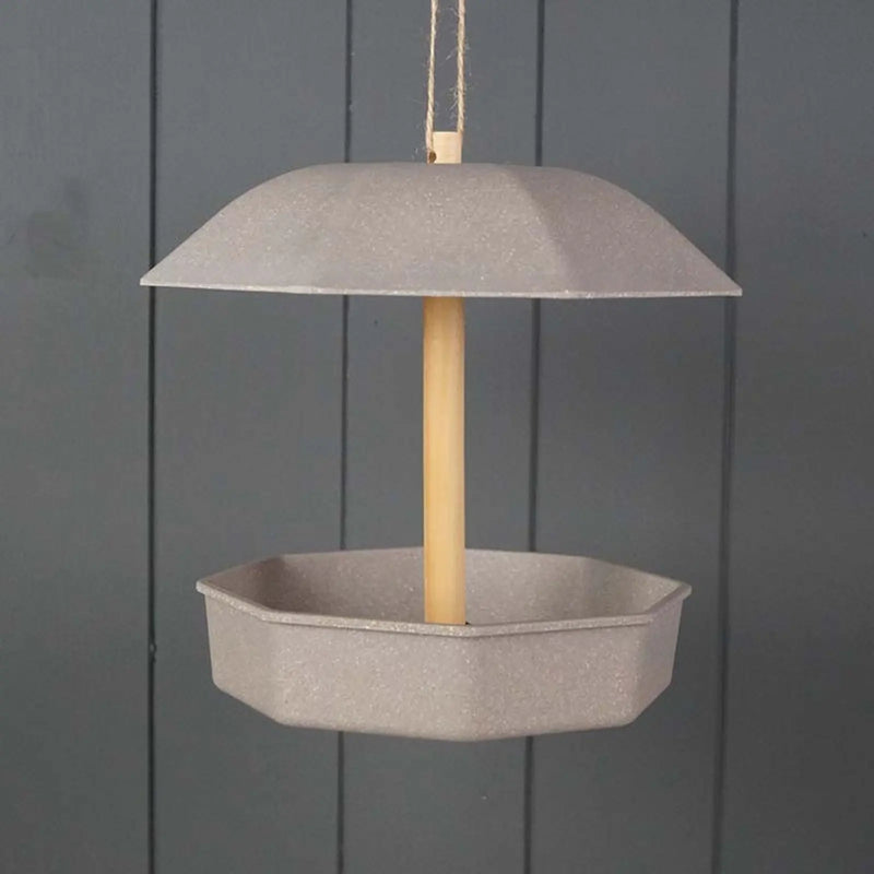 Earthy Sustainable Mealworm Feeder Straw