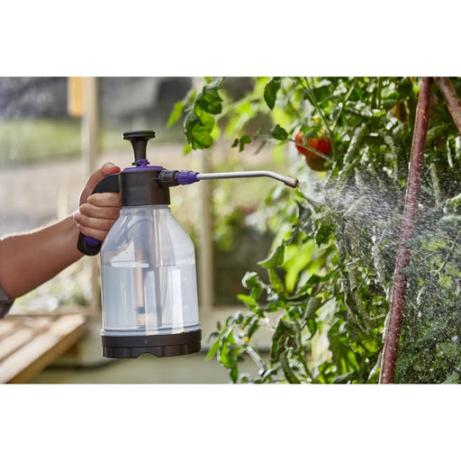 Defenders Heavy Duty Pressure Sprayer & Lance 1.5L