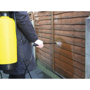 Streetwize Pressure Sprayer With Extra Brush 8L