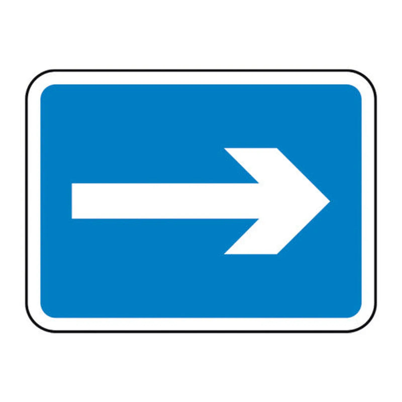 Centurion 600 x 450mm Aluminium Composite Arrow Right Road Sign (without channel)