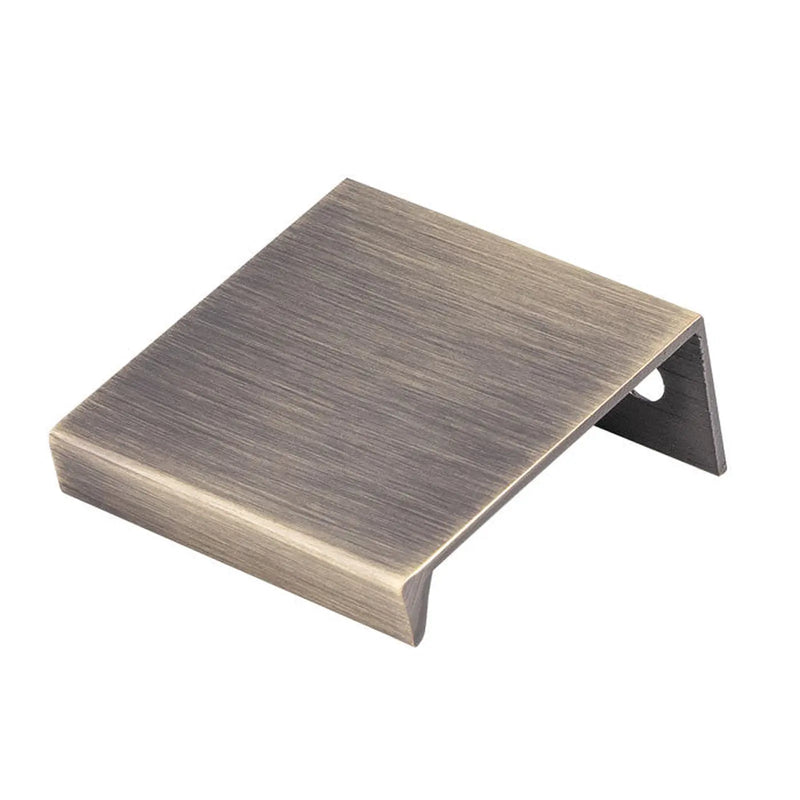 Edge Pull - 40Mm - Antique Brass