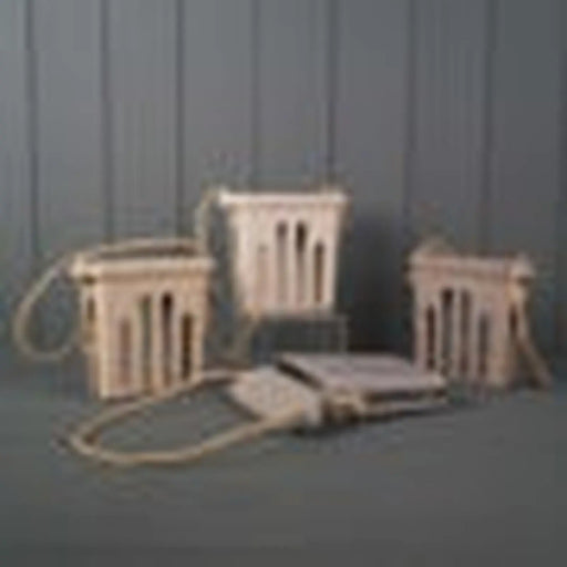 Earthy Sustainable Suet Cake Feeder Chaff