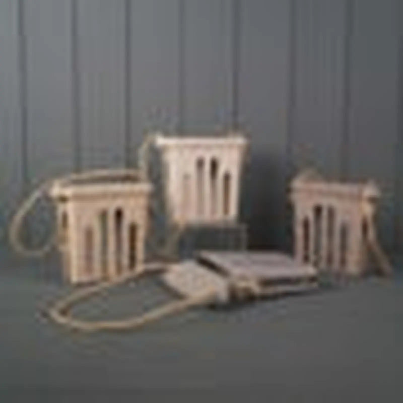 Earthy Sustainable Suet Cake Feeder Chaff