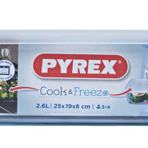 Pyrex Rectangular Dish With Lid 2.6L