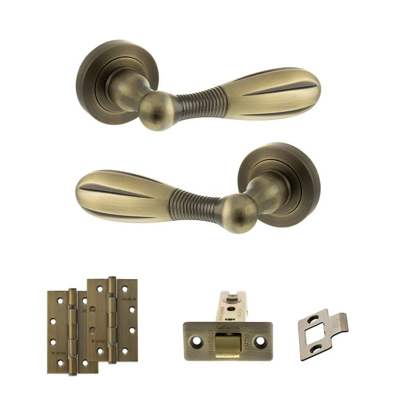 Atlantic Old English Cambridge Door Handle Pack (Latch Set - 2.5" CE Latch, 4" Slim Knuckle Hinges x2) - Matt Antique Brass