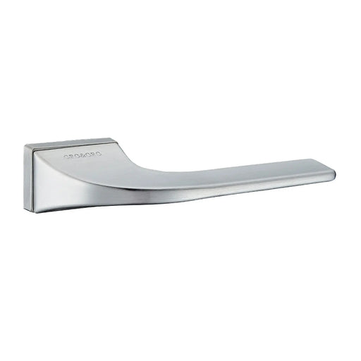 Atlantic Oro & Oro Oia Lever Door Handle on Square Rose - Satin Chrome
