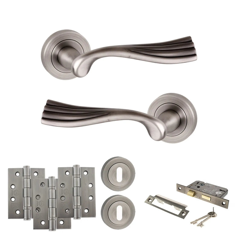 Atlantic Old English Richmond Door Handle Pack (3 Lever Lock Set - 3" CE Sashlock, 4" Fire Rated Hinges x3)