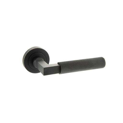 Atlantic Millhouse Brass Cartwright Knurled Lever Door Handle on Round Rose