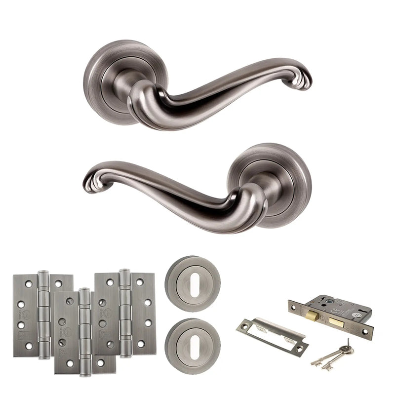 Atlantic Old English Colchester Door Handle Pack (3 Lever Lock Set - 3" CE Sashlock, 4" Fire Rated Hinges x3)