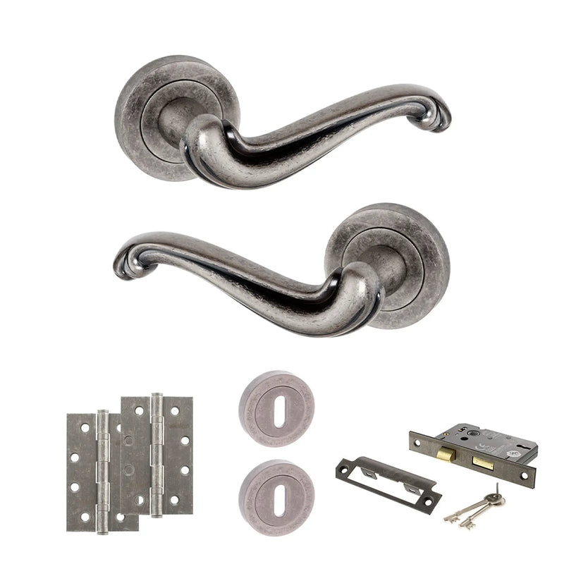 Atlantic Old English Colchester Door Handle Pack (3 Lever Lock Set - 2.5" CE Sashlock, 4" Slim Knuckle Hinges x2)