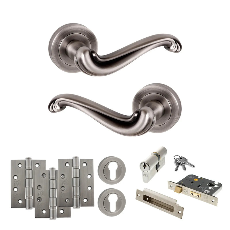 Atlantic Old English Colchester Door Handle Pack (Euro Lock Set - 2.5" CE Sashlock, 4" Fire Rated Hinges x3)