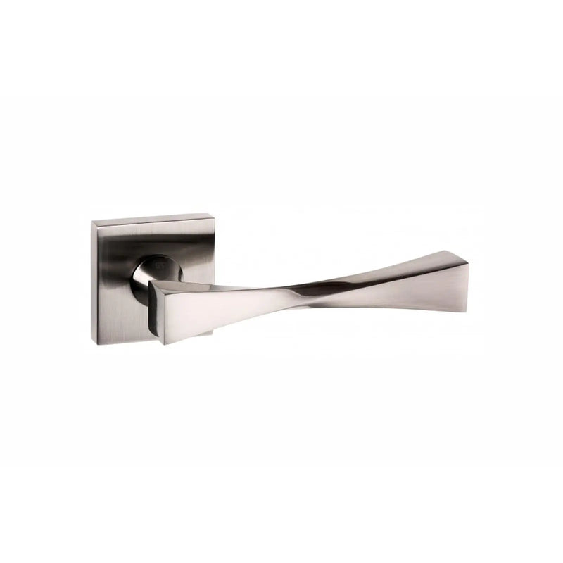 Atlantic Senza Pari Guido Lever Door Handle on Flush Square Rose