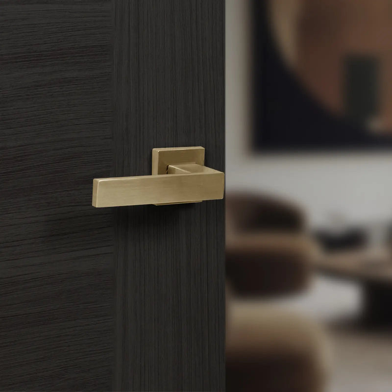 Atlantic Senza Pari Panetti Lever Door Handle on Flush Square Rose