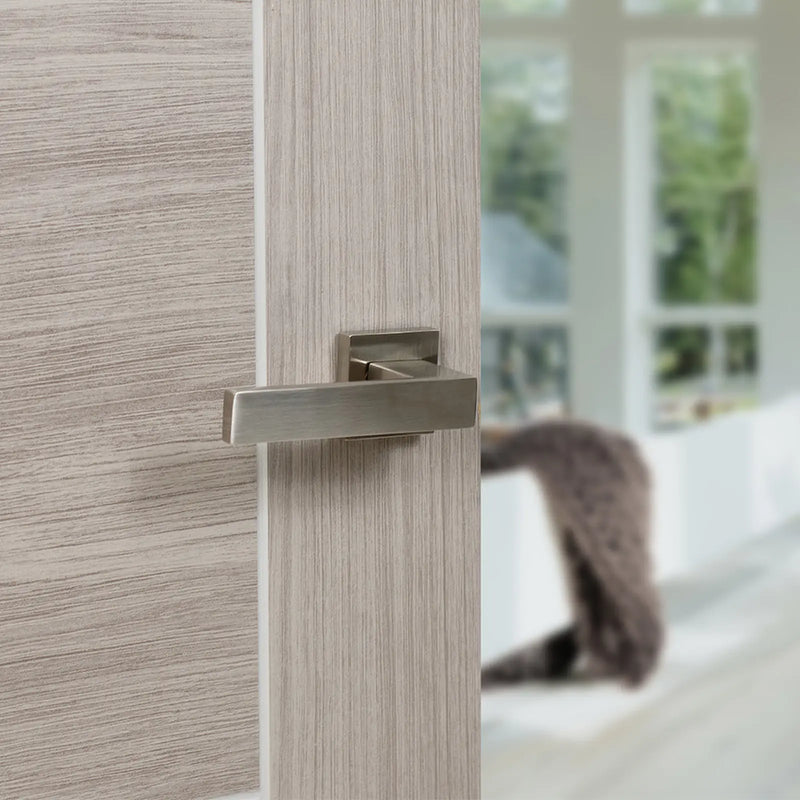 Atlantic Senza Pari Panetti Lever Door Handle on Flush Square Rose