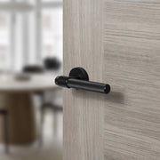 Atlantic Senza Pari Andretta Knurled Lever Door Handle on Minimal Round Rose