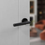 Atlantic Senza Pari Rosarno Knurled Lever Door Handle on Minimal Round Rose