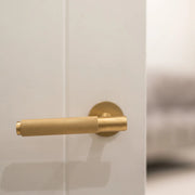 Atlantic Millhouse Brass Crompton Knurled Lever Door Handle on 5mm Slimline Round Rose